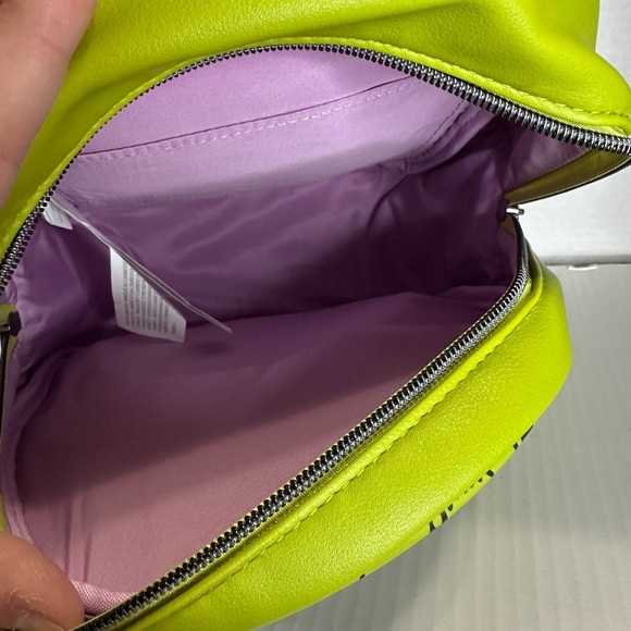 Loungefly Grinch Snow Globe Glow Mini Backpack Hot Topic – Preowned Excellent - Picture 5 of 5